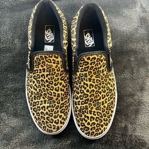 Vans Cheetah Printed Slip On Shoes Size 6